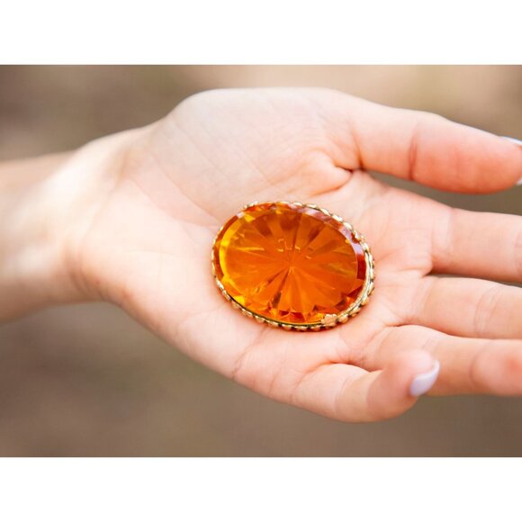 Vintage Whiting and Davis CO Vibrant Orange Glass Brooch - RG1 - Picture 4 of 7